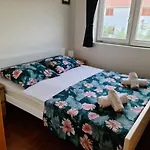 Vesna Preko