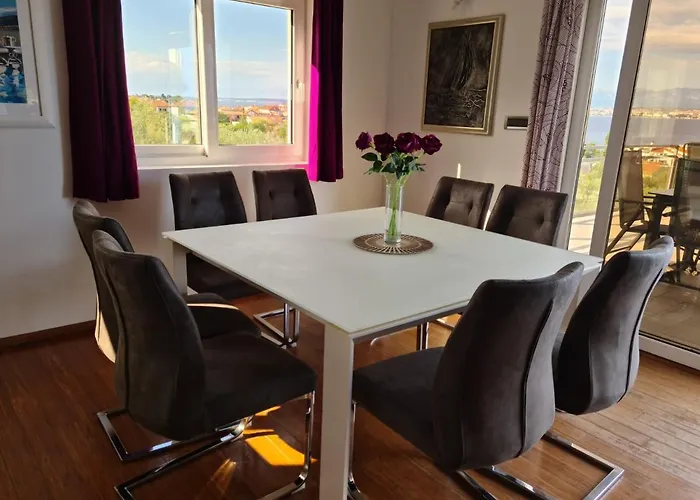 Vesna Villa Preko